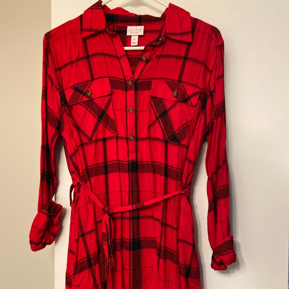 Isabel Maternity button up shirt size medium